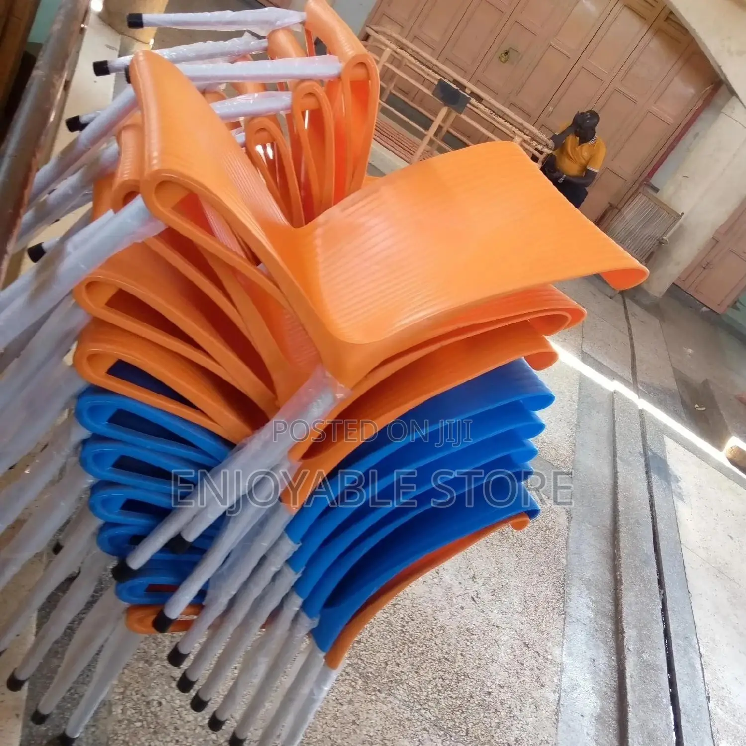 Plastic VIP Supreme Chairs