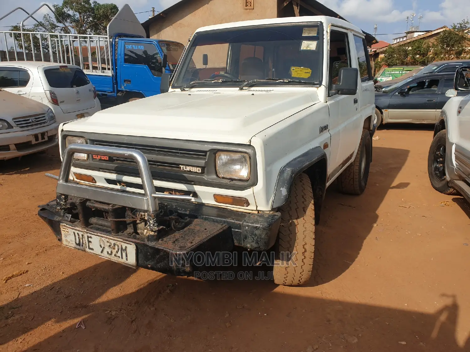 Daihatsu Rocky 1996 White