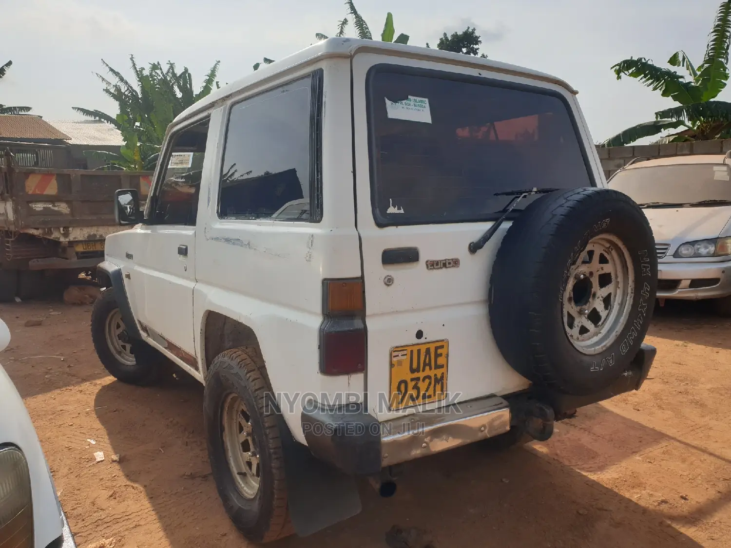 Daihatsu Rocky 1996 White