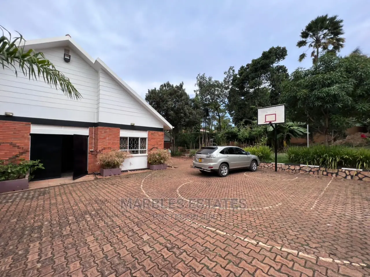 5bdrm House in Naguru, Central Division for Rent