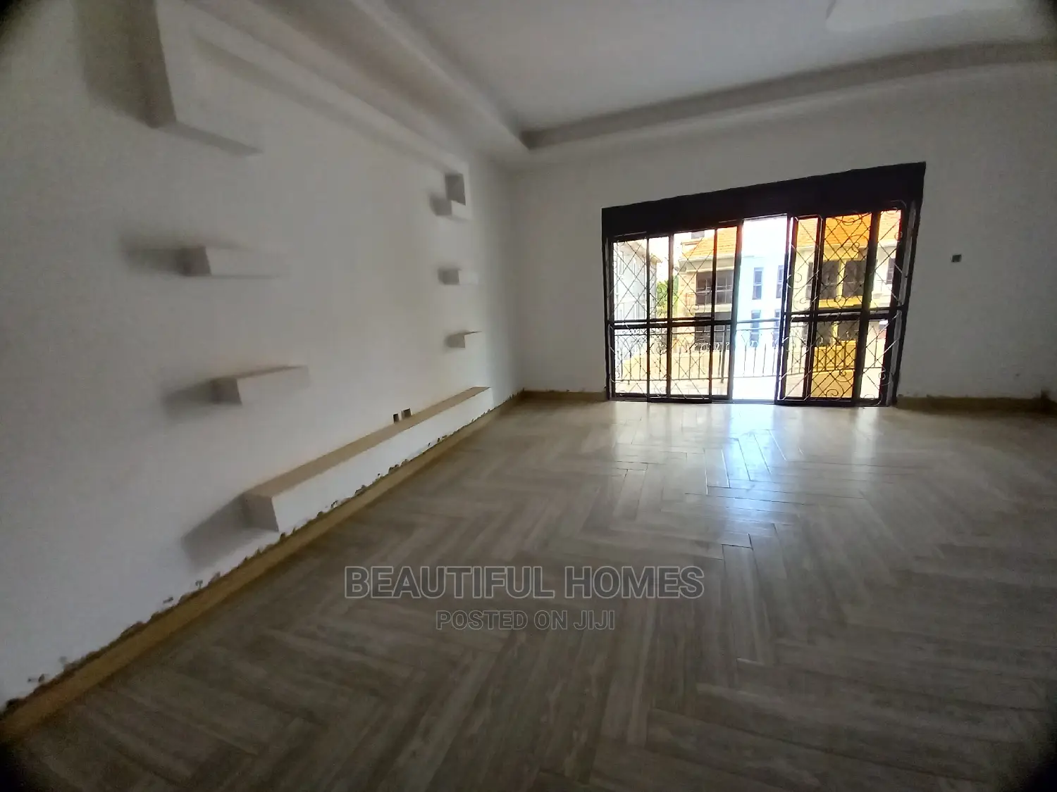 Furnished 6bdrm Mansion in Najjera, Central Division for Sale