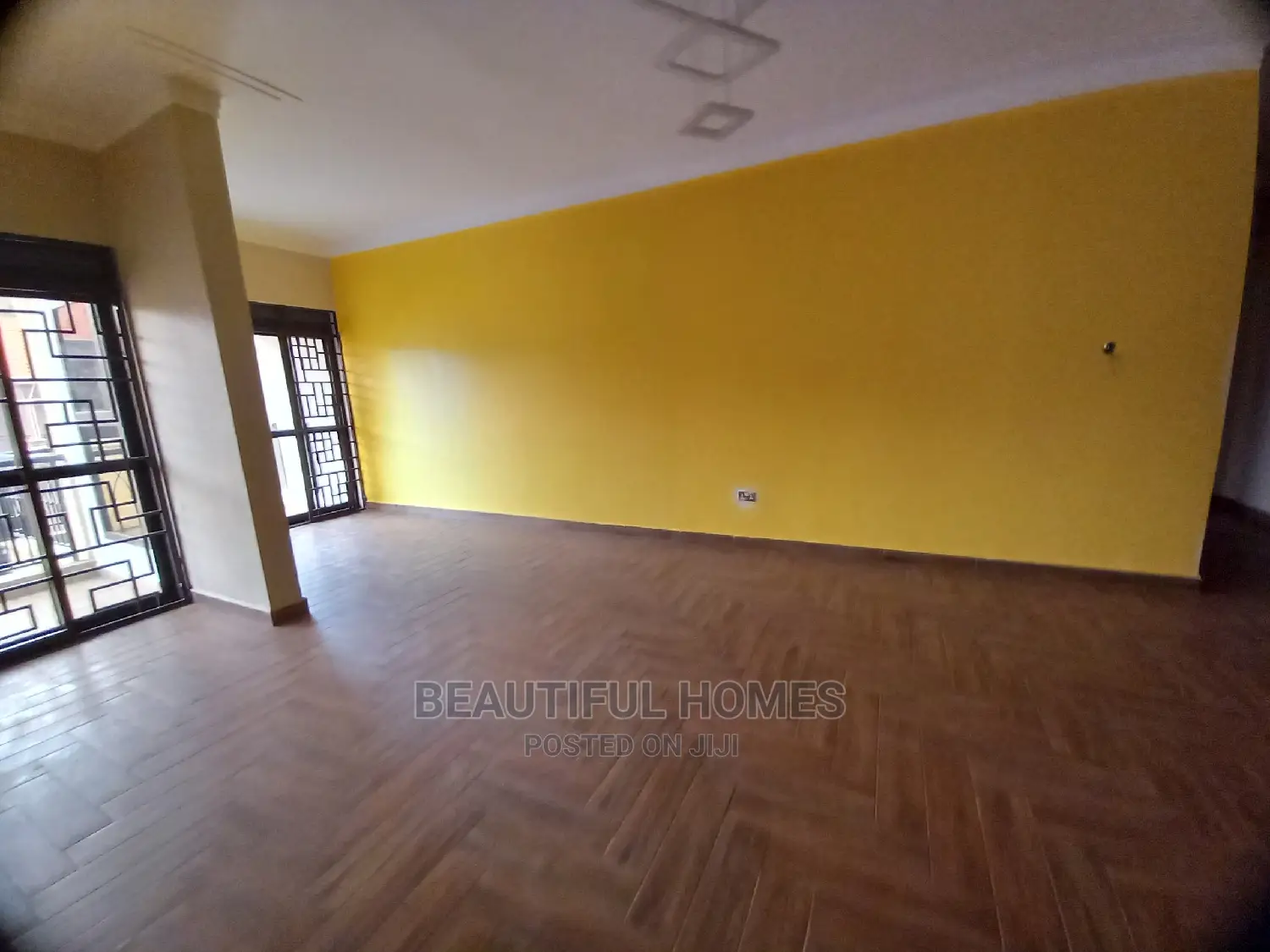 Furnished 6bdrm Mansion in Najjera, Central Division for Sale