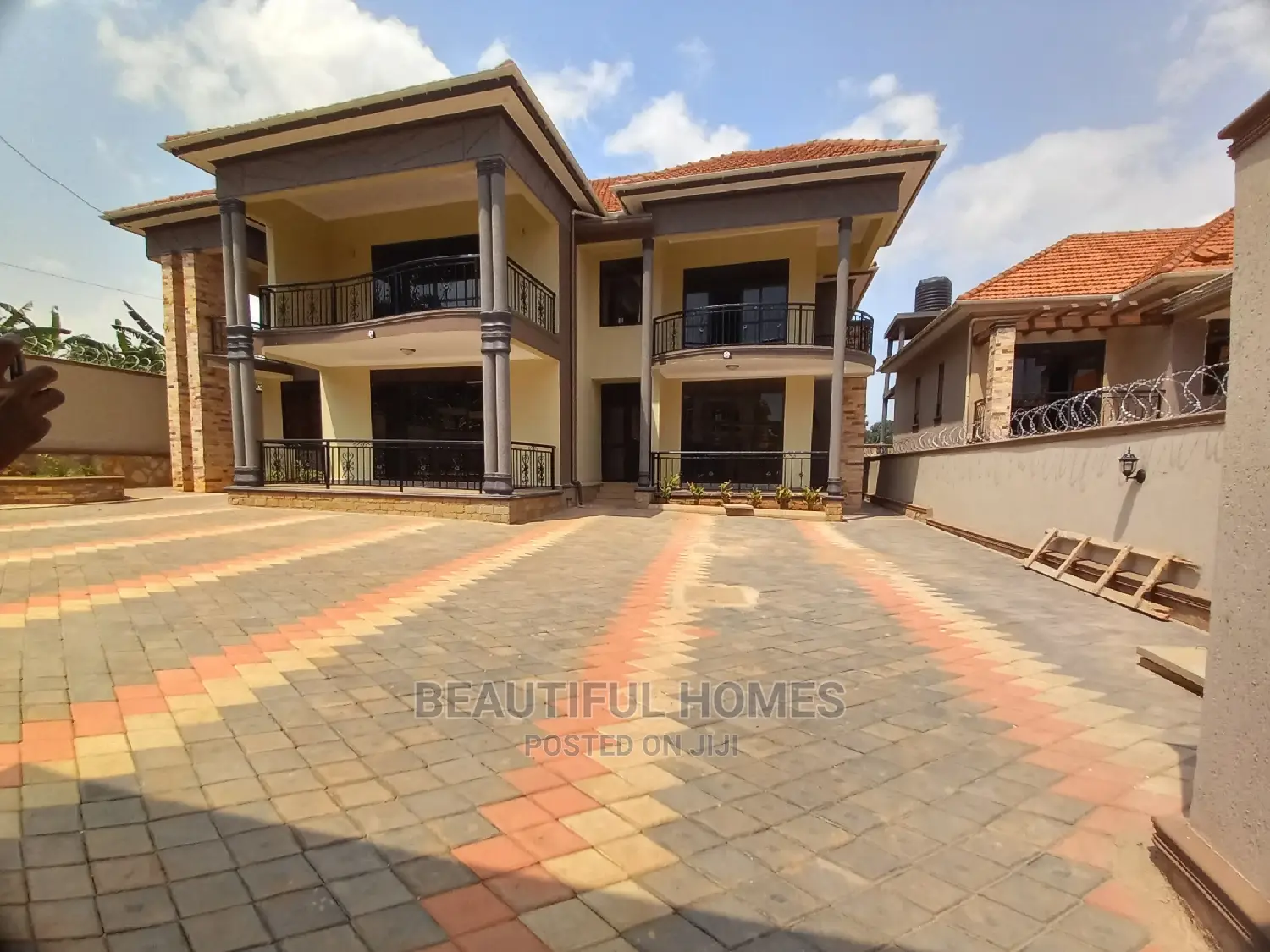 Furnished 6bdrm House in Najjera Rich, Central Division for Sale