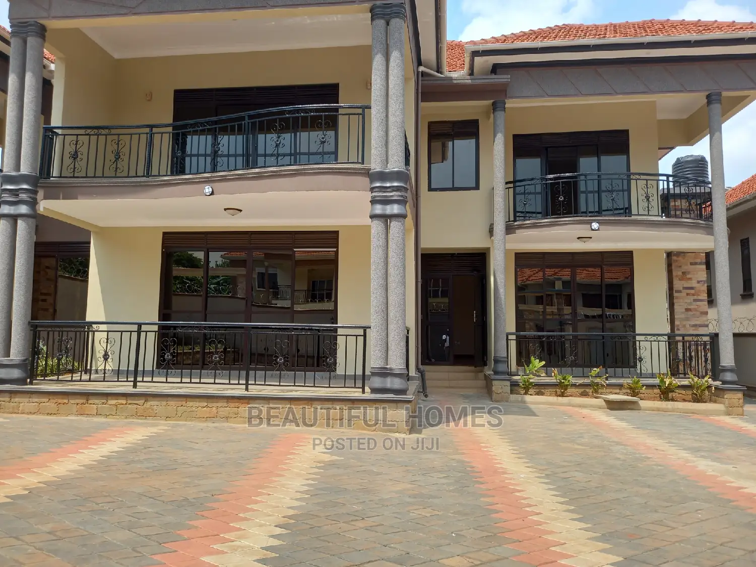 Furnished 6bdrm Mansion in Najjera Tarmacked, Central Division