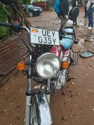 Honda CB 2019 Red