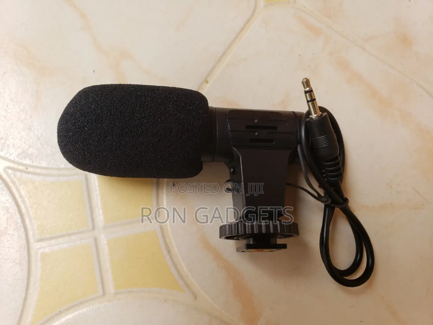 Short Gun Microphone