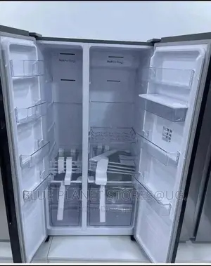 Hisense 670L Side_by_side Door Refrigerator With a Dispenser