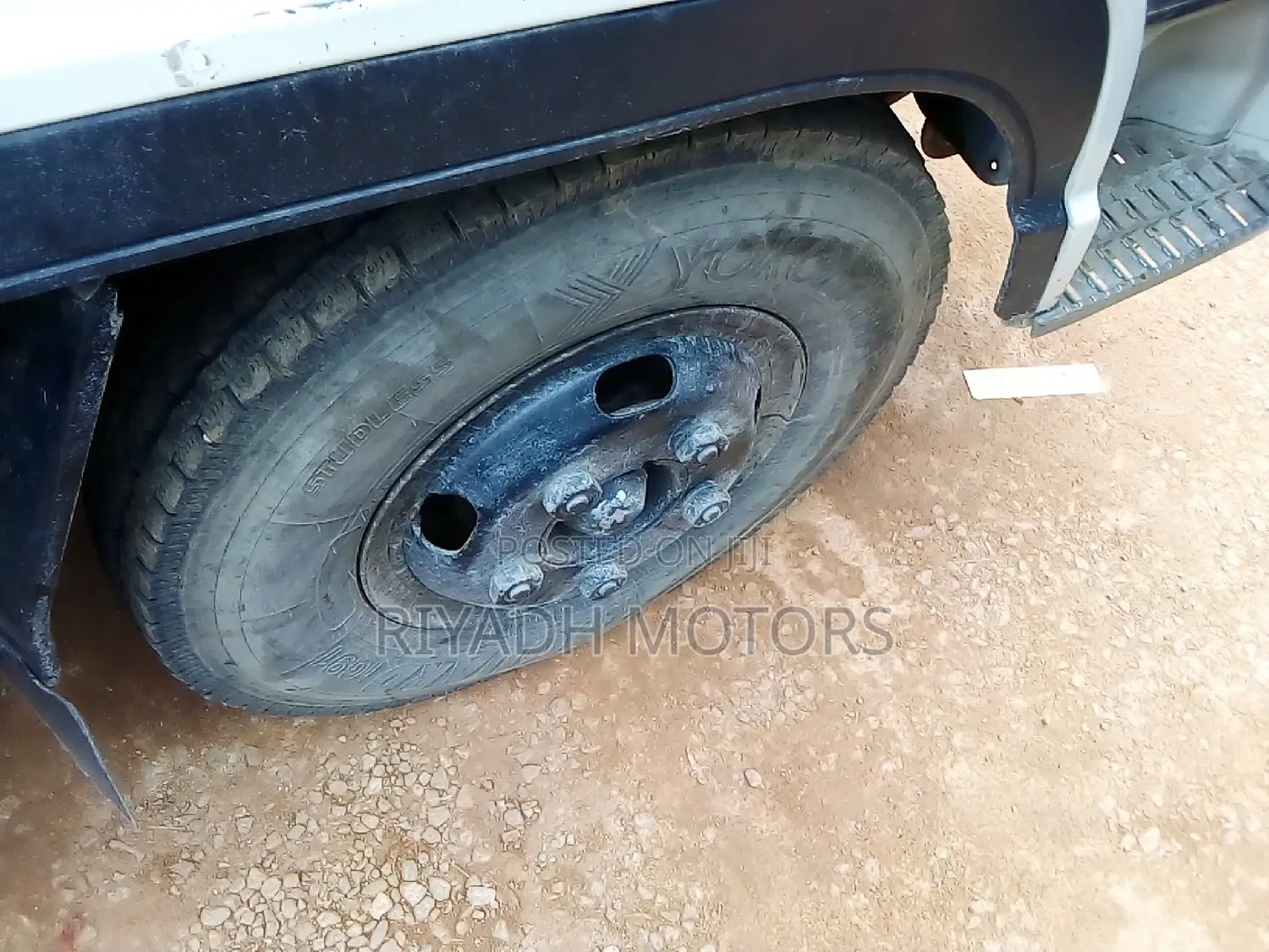 Isuzu Truck 1996 4BE1