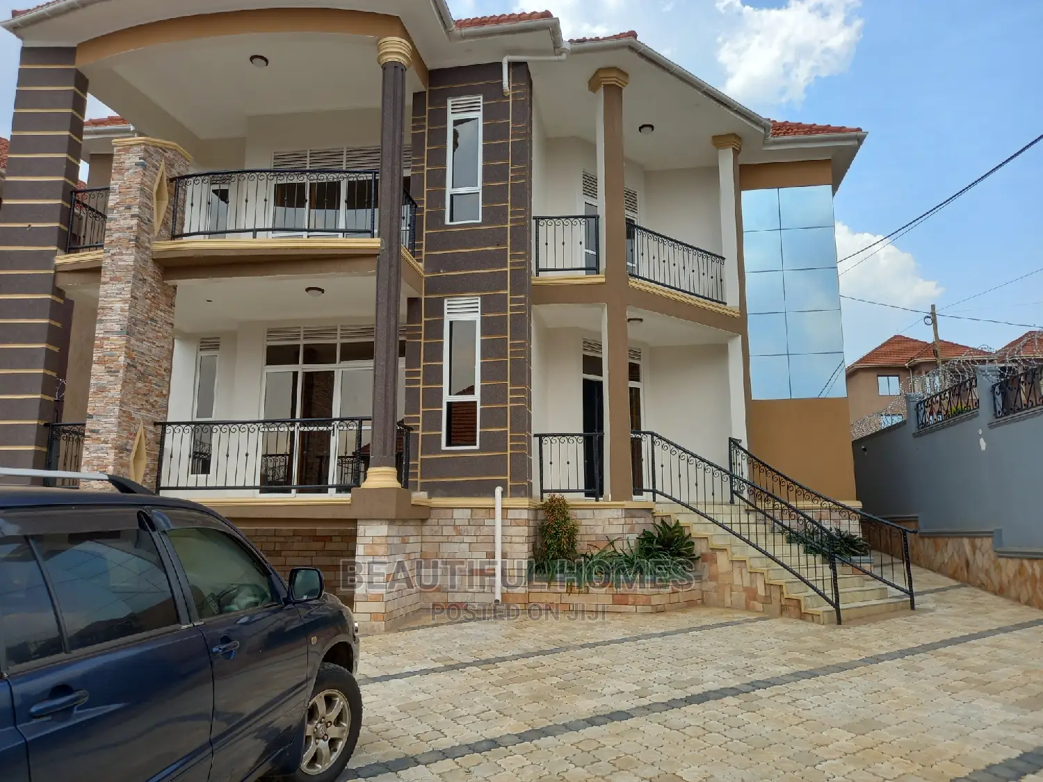 Furnished 6bdrm Mansion in Kira Wealthy Estate for Sale