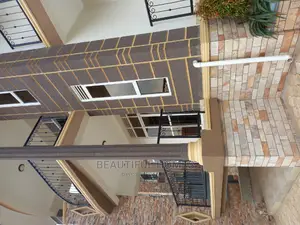 Furnished 6bdrm Mansion in Kira Tarmacked Gated for Sale