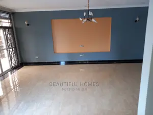 Furnished 6bdrm Mansion in Kira Tarmack for Sale