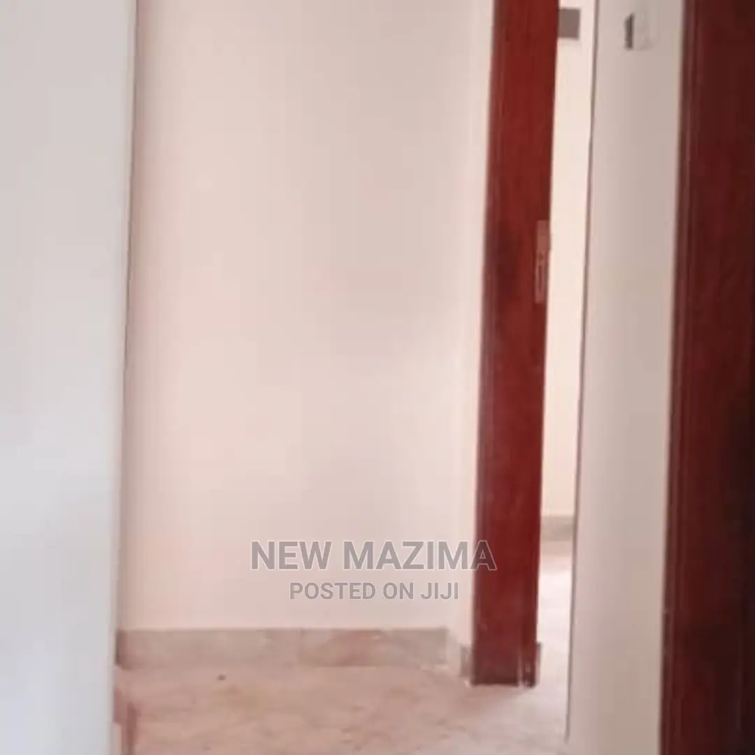3bdrm House in Buziga Heights, Division B for Sale