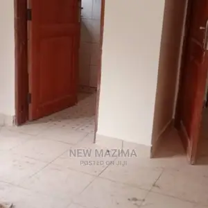 3bdrm House in Buziga Heights, Division B for Sale