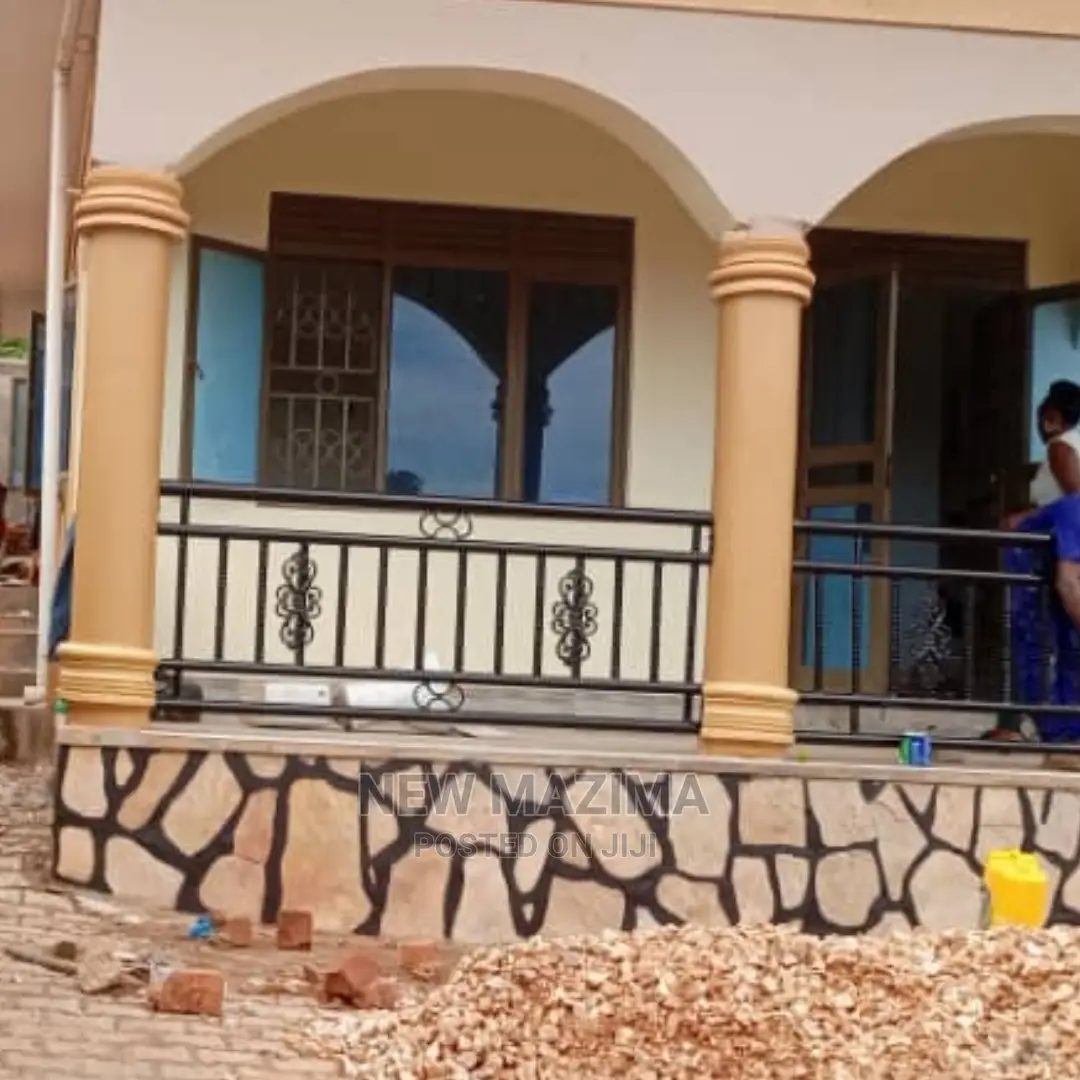 3bdrm House in Buziga Heights, Division B for Sale