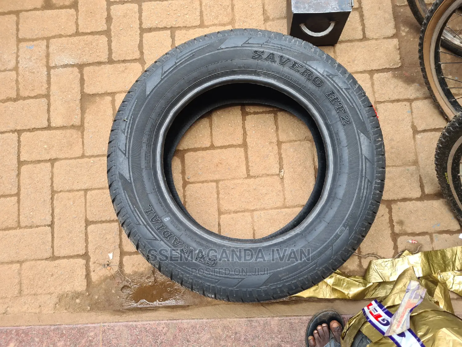 235/65r17 Gt Champiro Tires Made in Indonesia