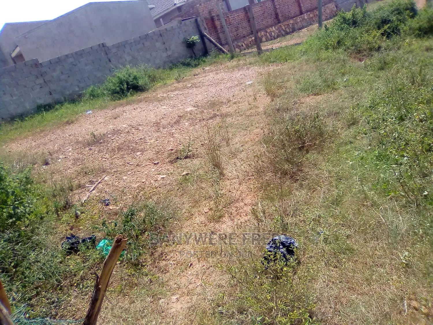 50/100 Plot for Sale in Bweyogerere Kakajo