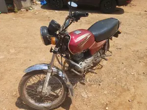 Honda Hornet 2019 Red