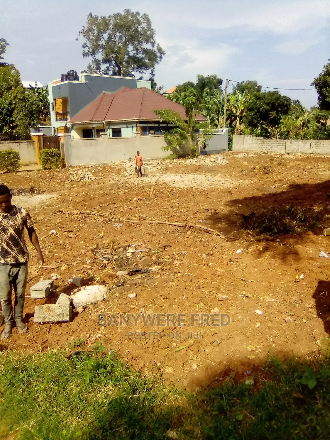 100/100 Plot for Sale in Kira Church Road
