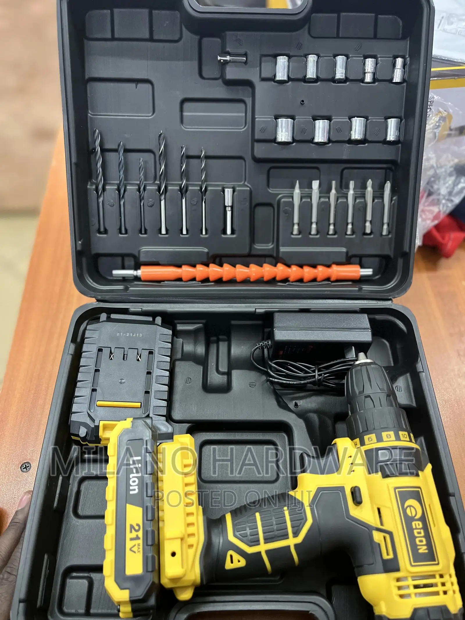Cordless Drilling Machine