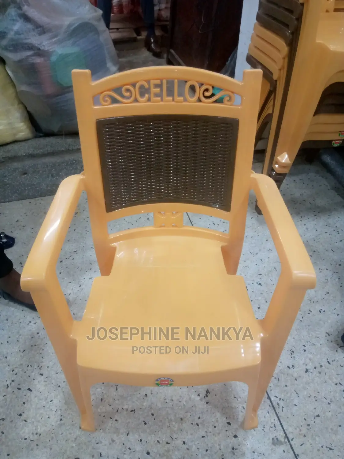 Cello Magic Chair, Cream Colour