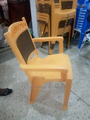 Cello Magic Chair, Cream Colour