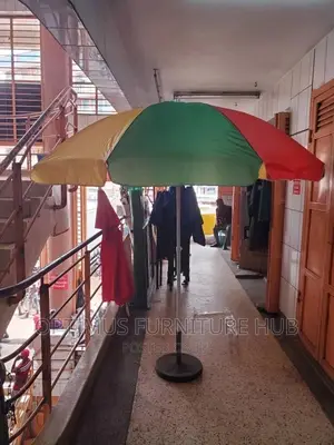 Round Umbrella