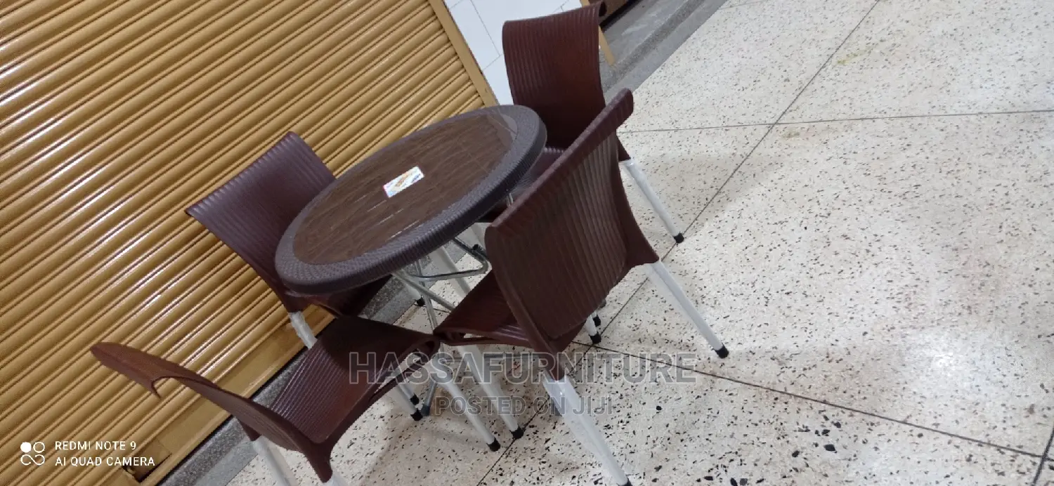 4seaters Foldable Restaurant Set