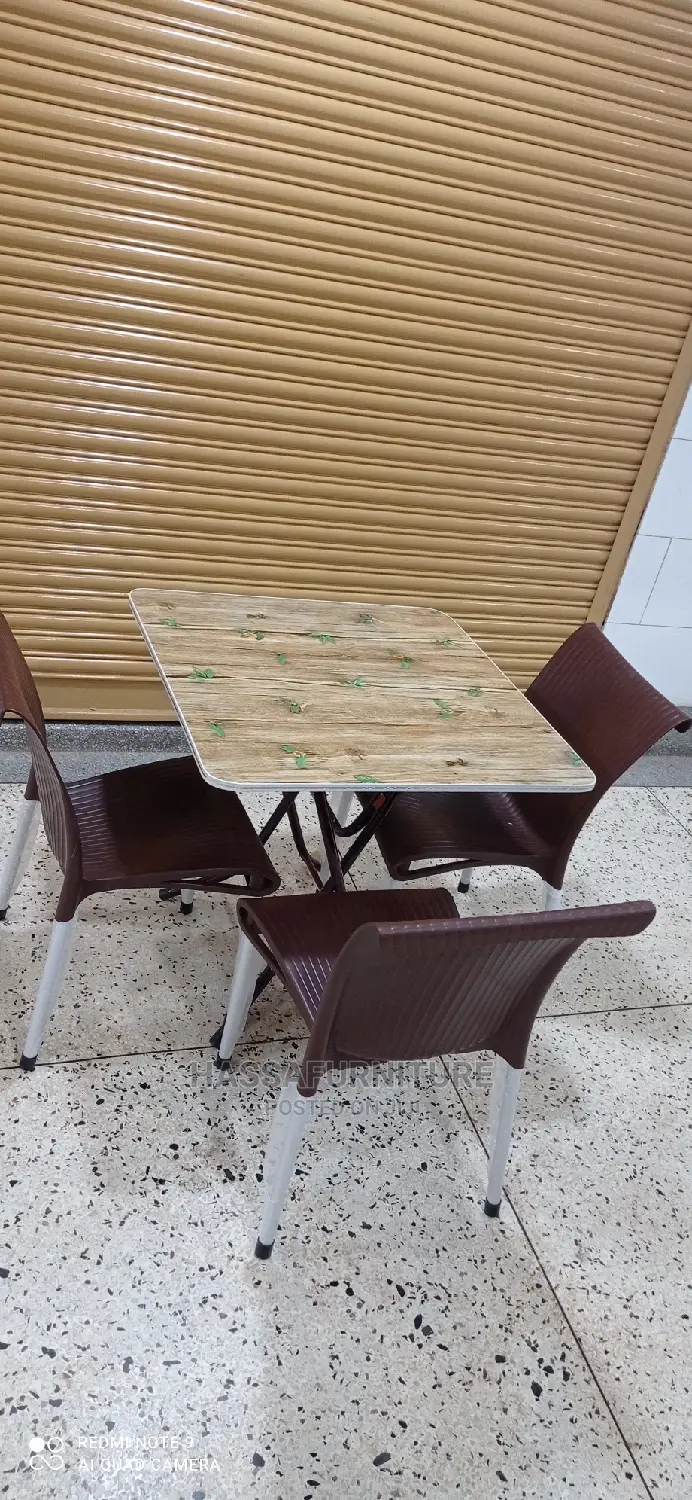 4seaters Wooden Restaurant Set