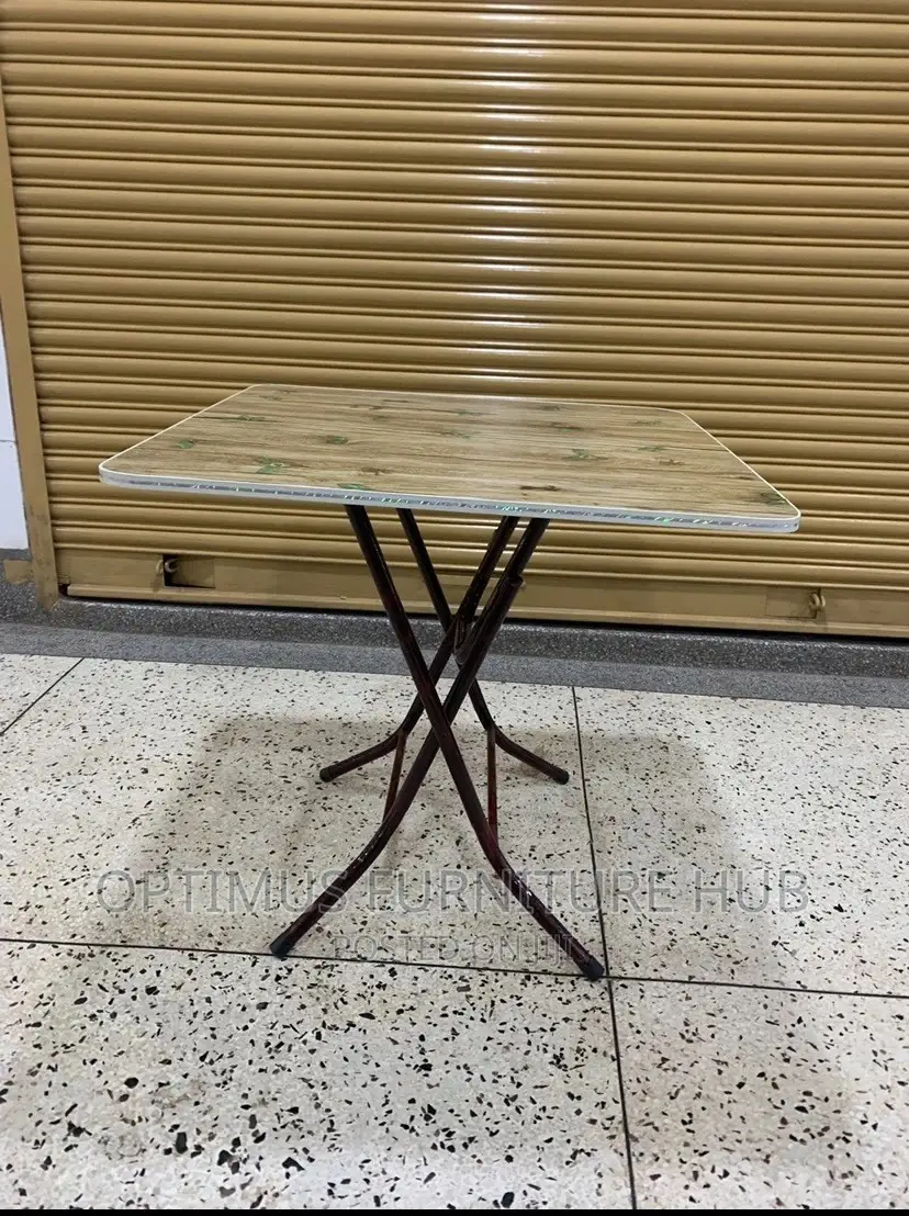 Foldable Square Table