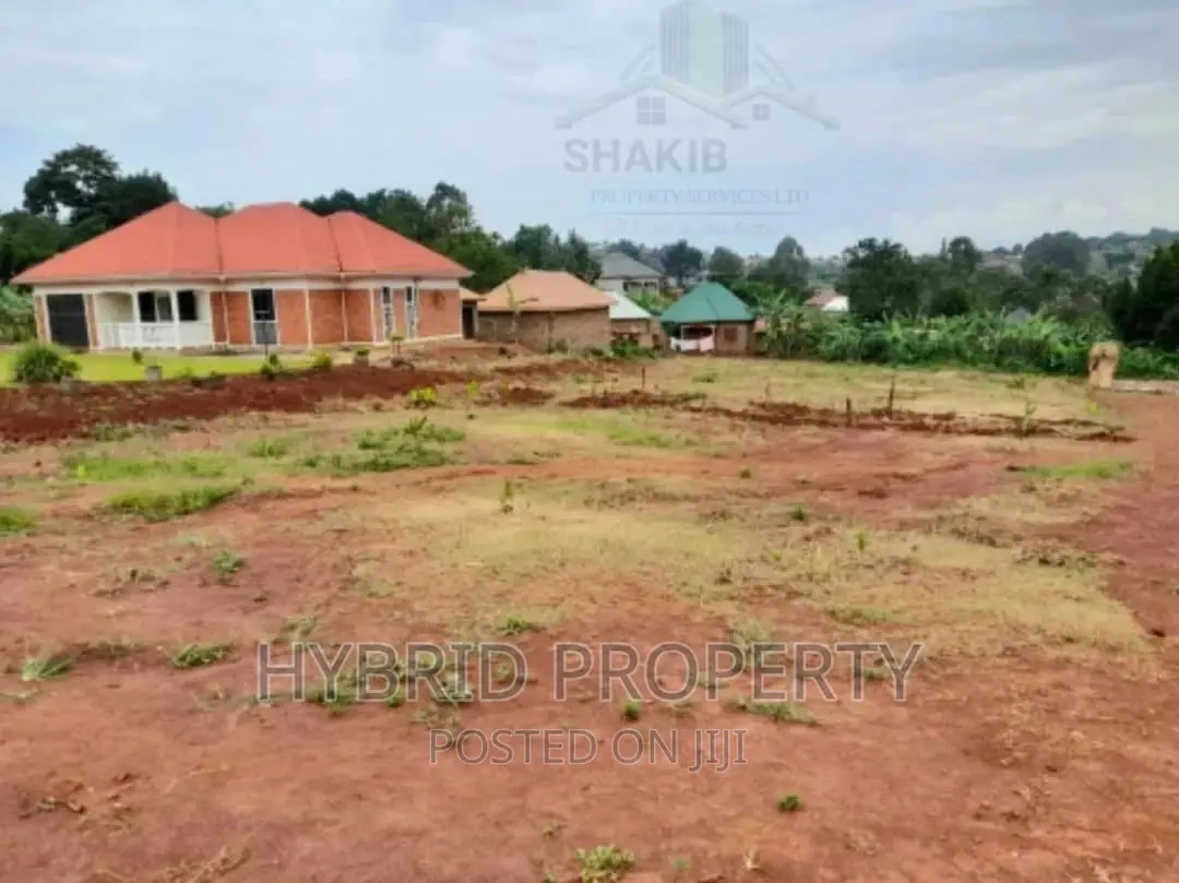 Plots for Sale at Kisozi Town Land Estate Along Masaka Road