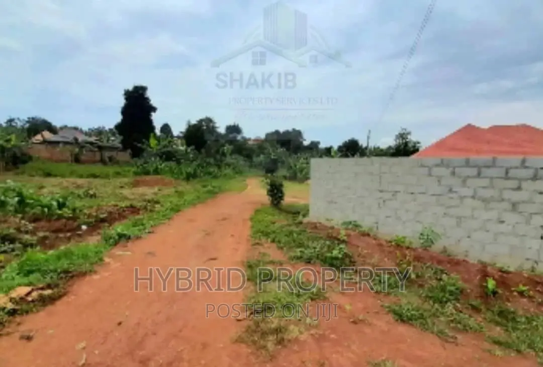 Plots for Sale at Kisozi Town Land Estate Along Masaka Road
