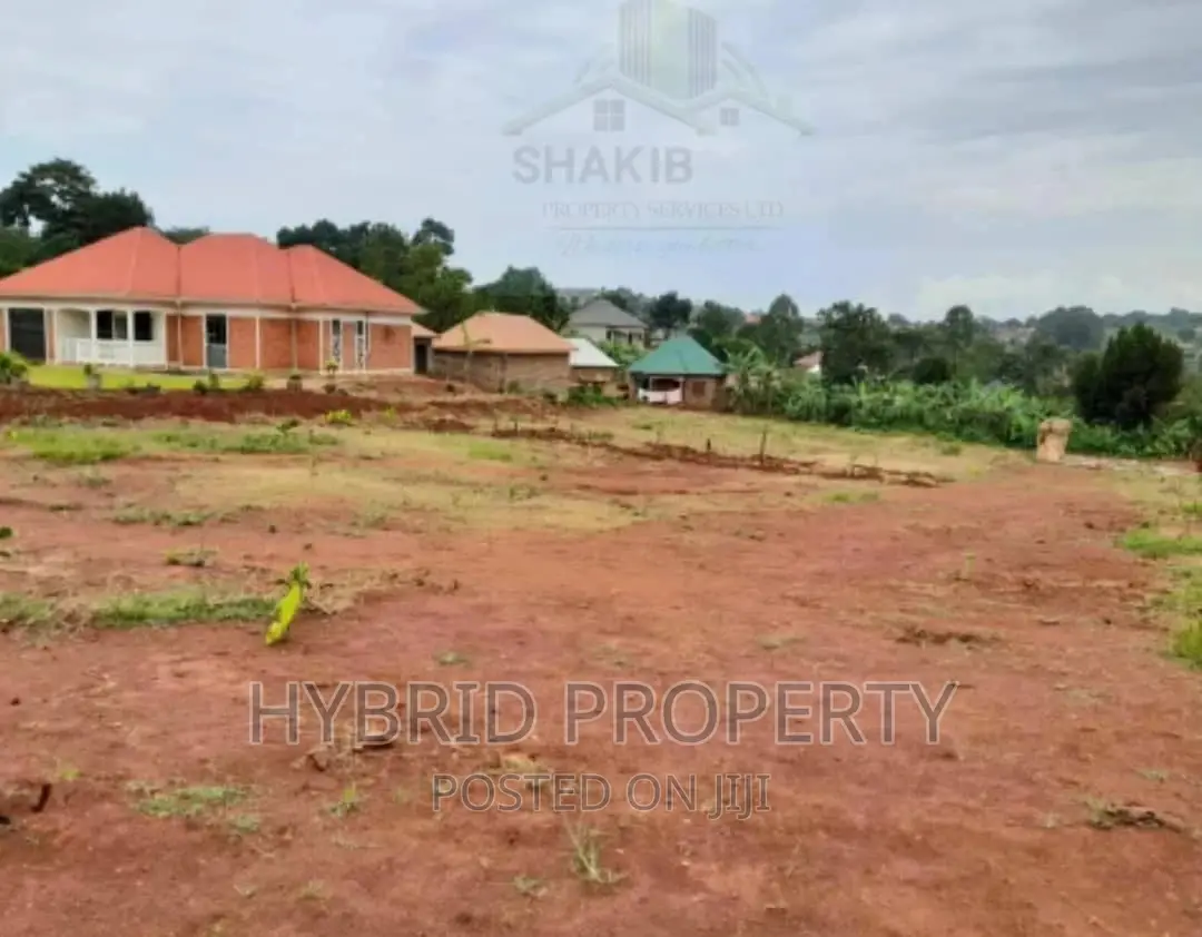 Plots for Sale at Kisozi Town Land Estate Along Masaka Road