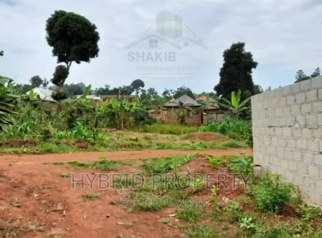 Plots for Sale at Kisozi Town Land Estate Along Masaka Road