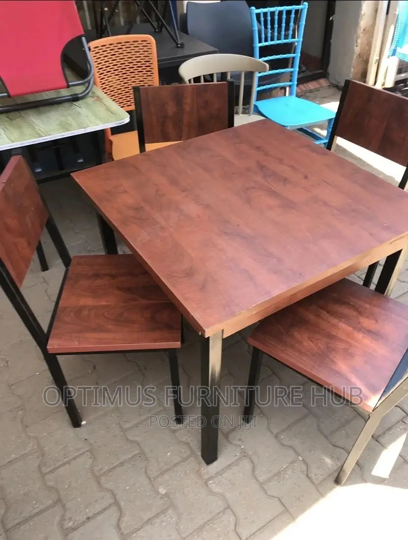 Wooden Dinning Table
