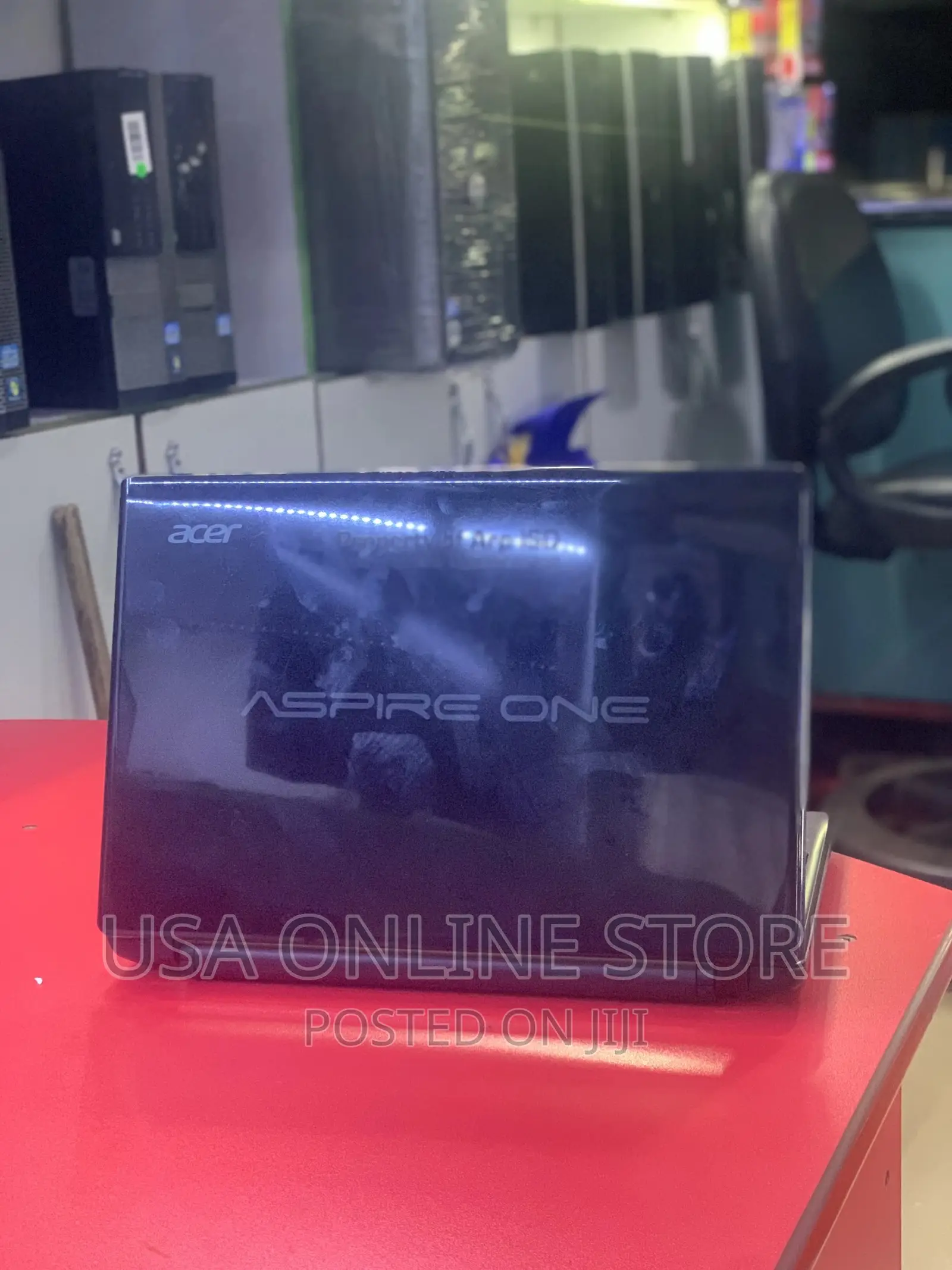 Laptop Acer 2GB Intel Atom HDD 160GB