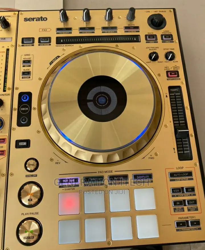 Pioneer DDJ-SZ Serato DJ Controller