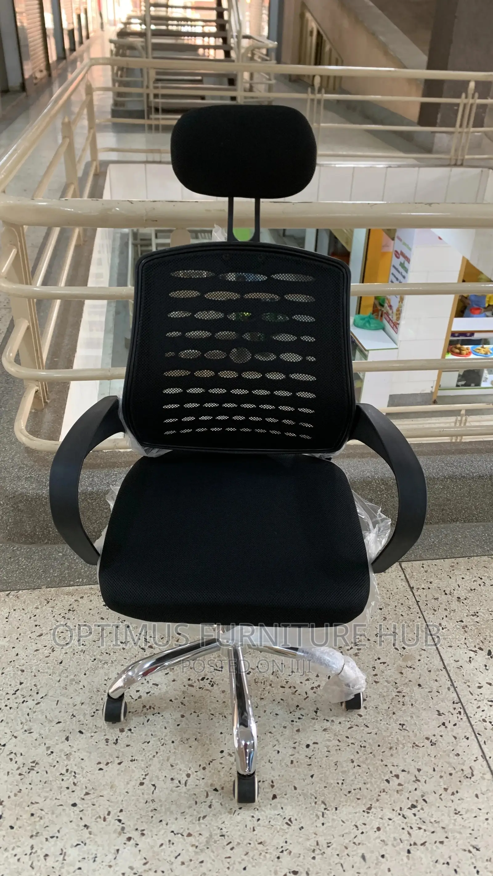 Executive Office Chair (Headrest)