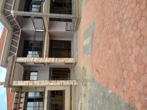 Furnished 6bdrm Mansion in Kira Tarmacked for Sale