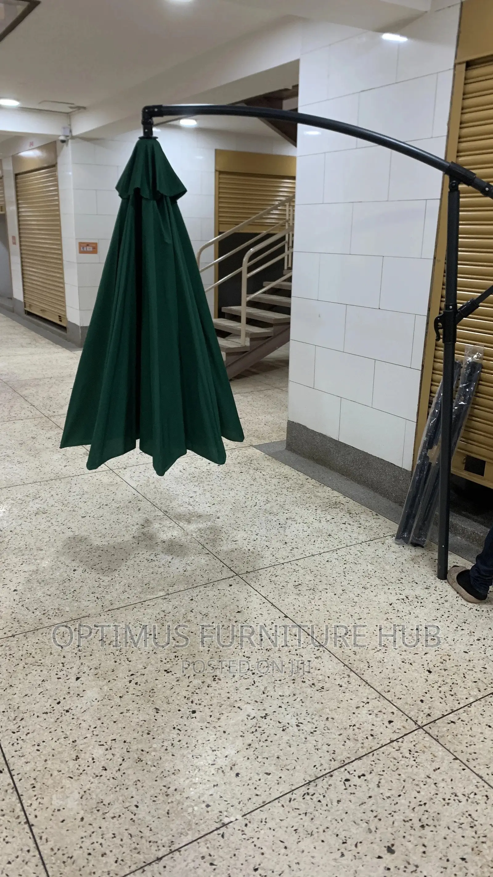 Round Umbrella