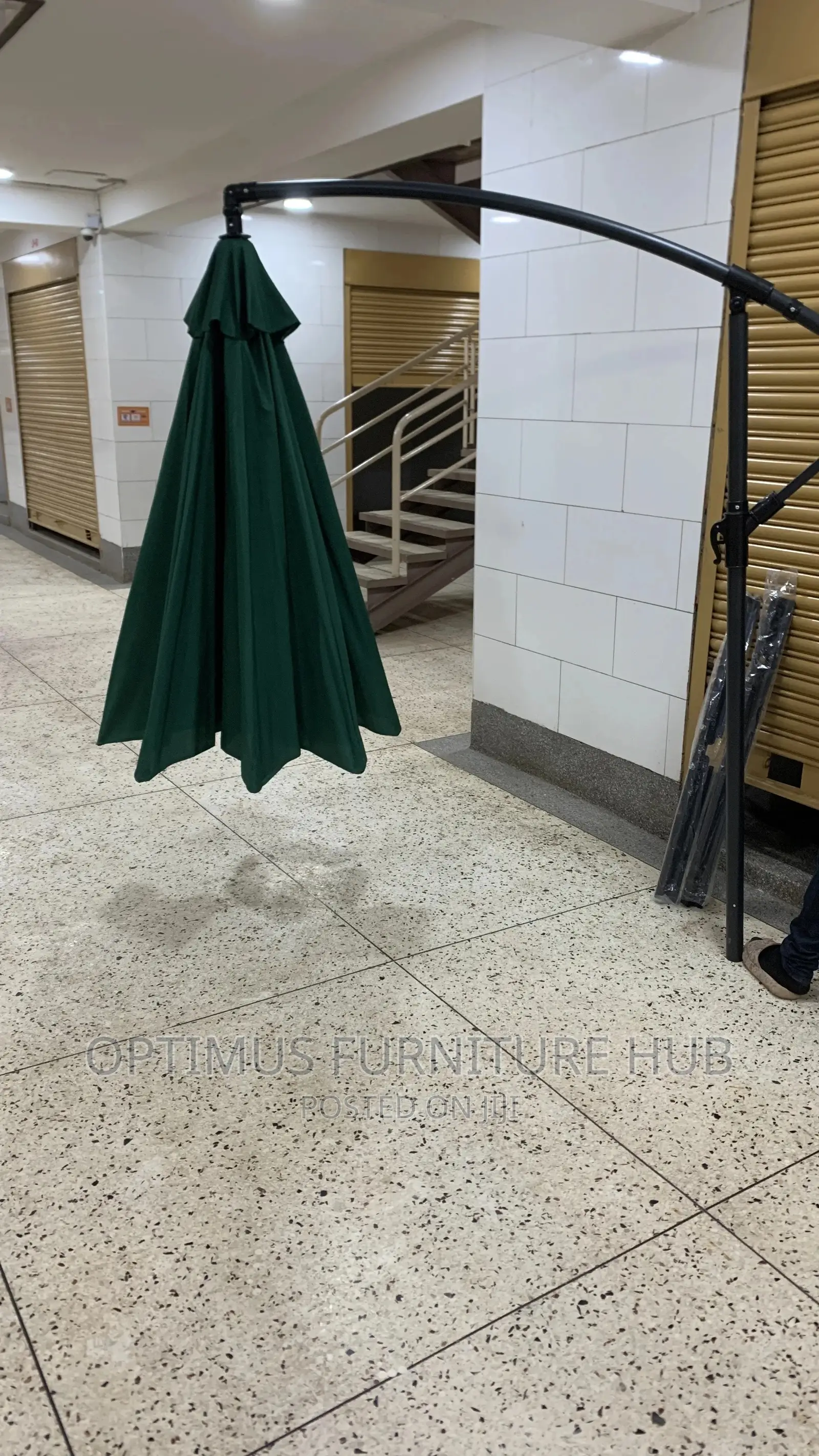 Round Umbrella