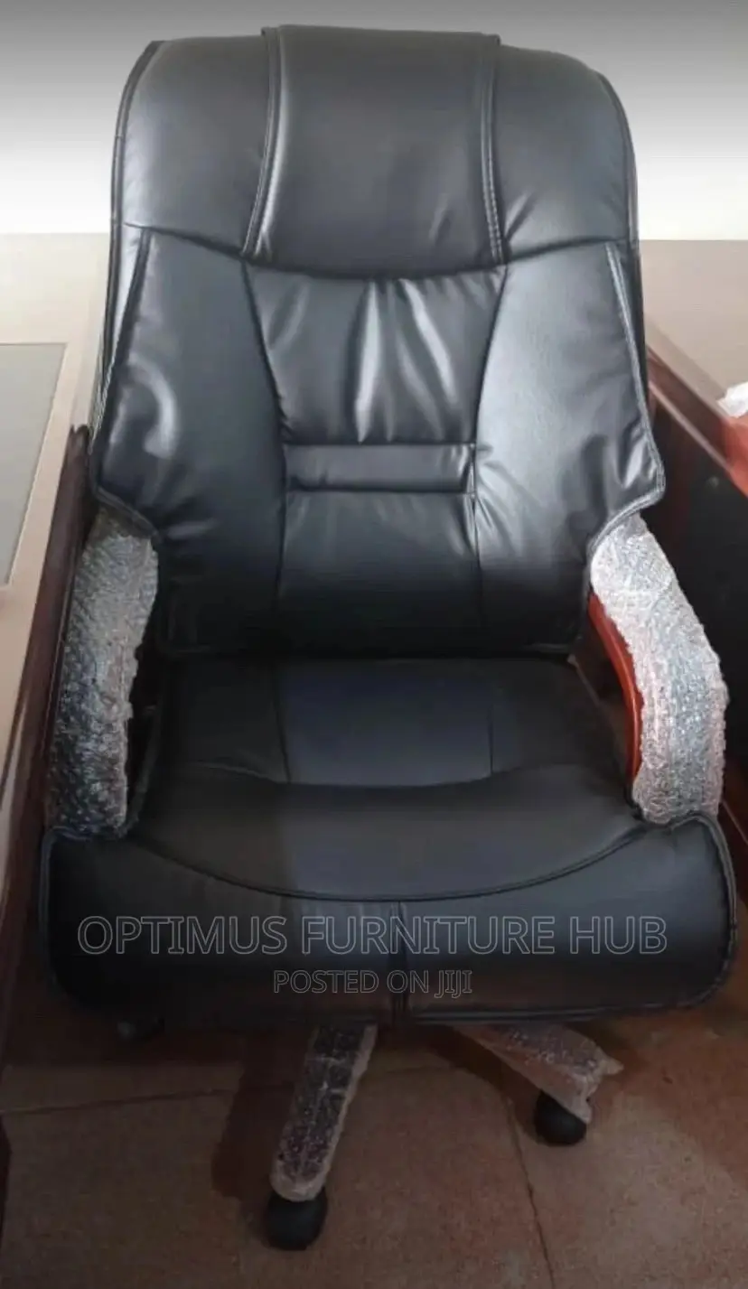 Director’S Leather Chair