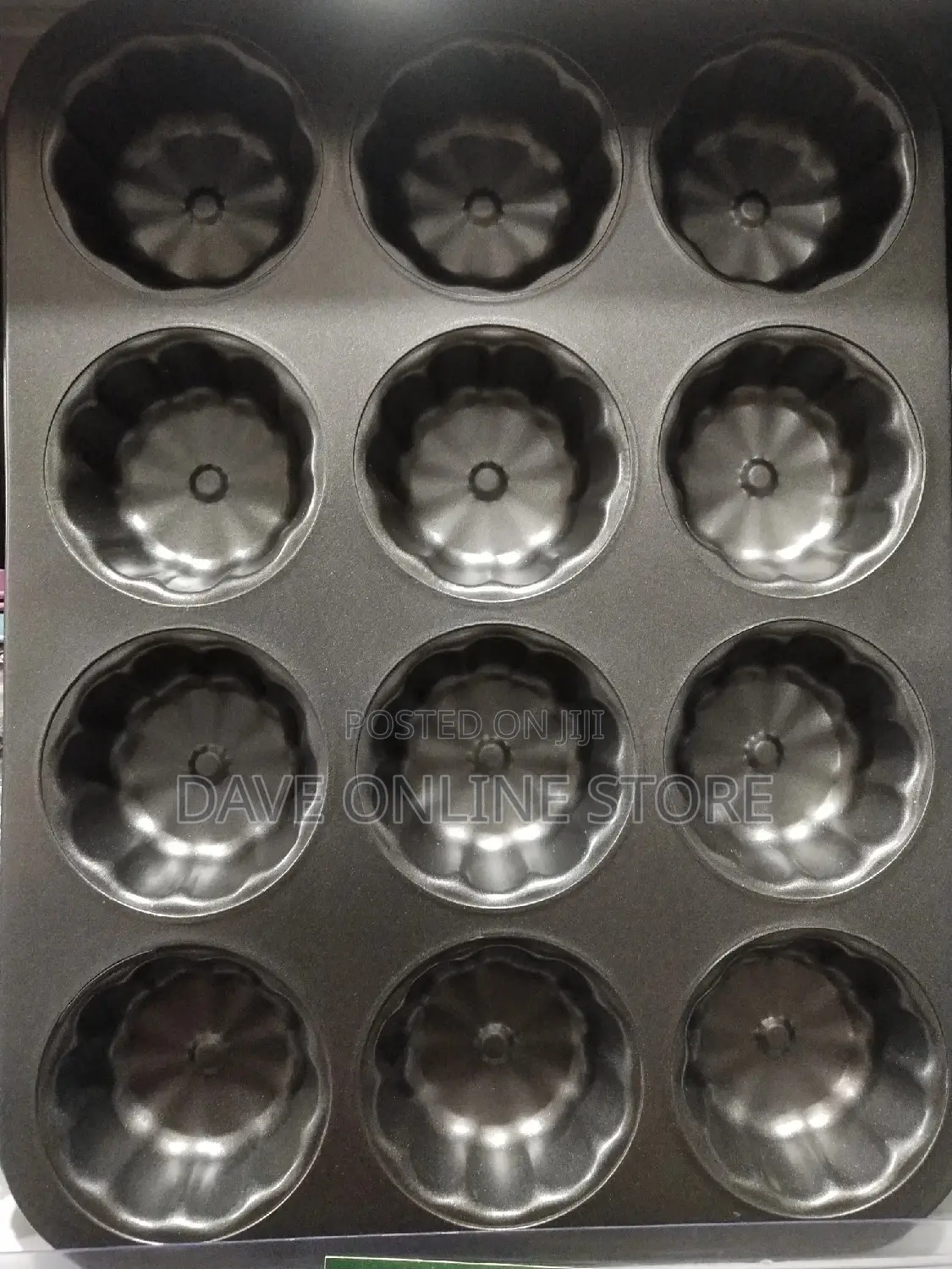 12-Hole,Cupcake and Muffin Baking Tray