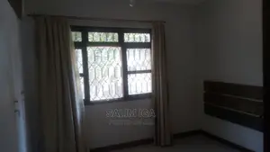 6bdrm Duplex in Kololo Property, Central Division for Rent
