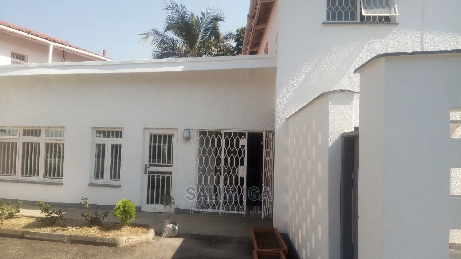 6bdrm Duplex in Kololo Property, Central Division for Rent
