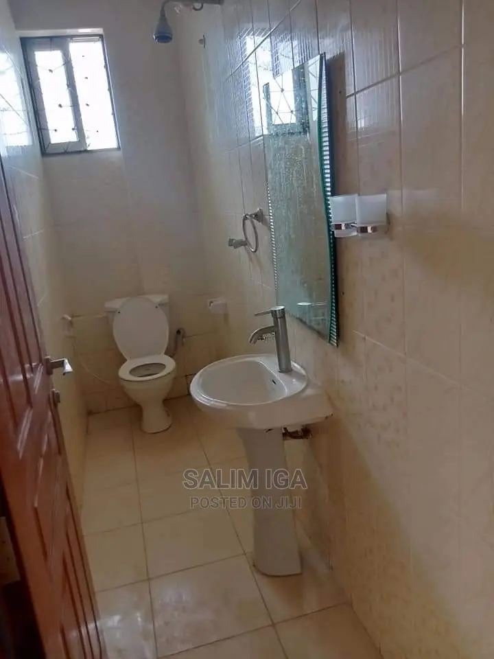 6bdrm Duplex in Kololo Property, Central Division for Rent