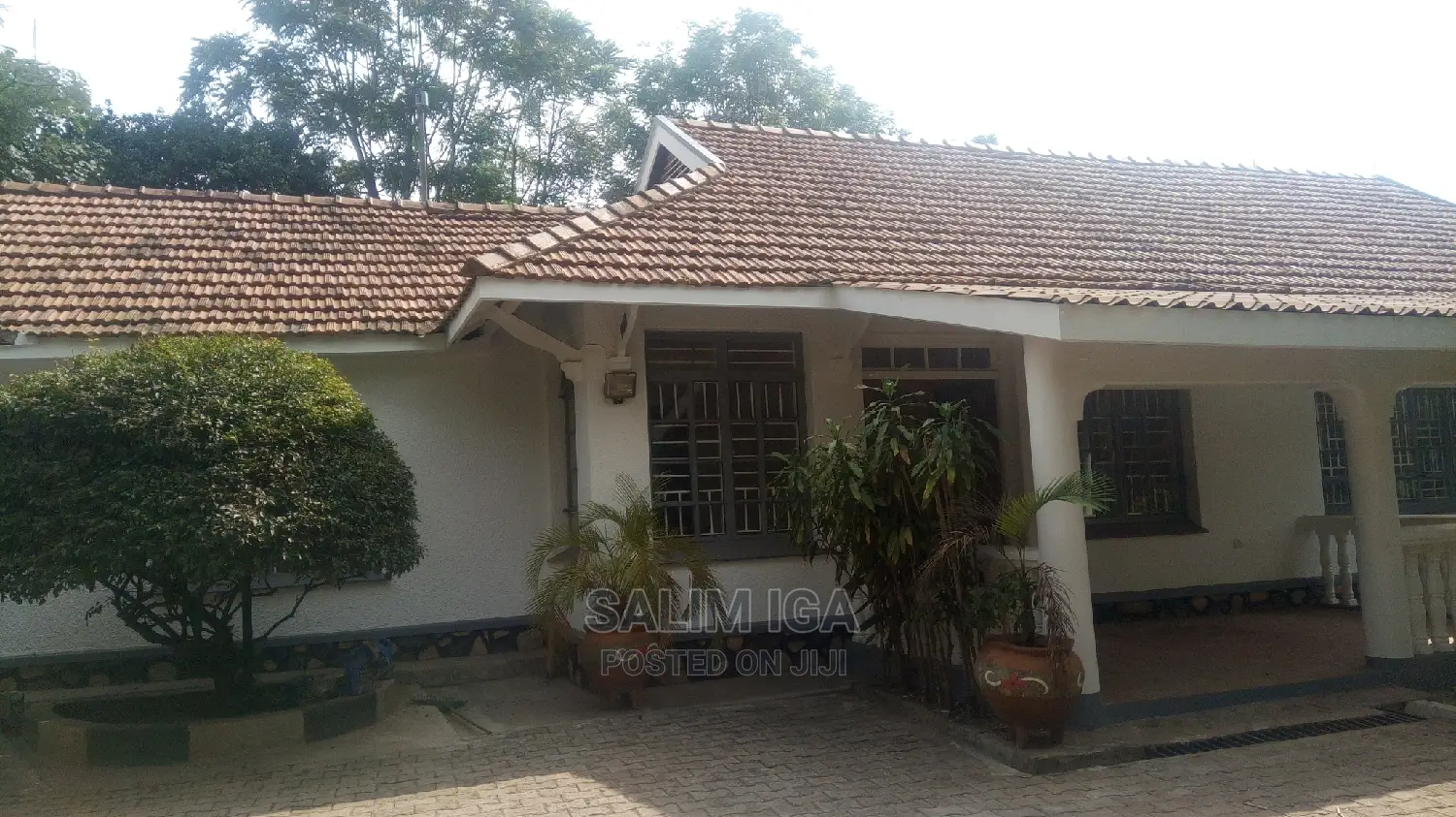 4bdrm Bungalow in Kololo Property, Central Division for Rent