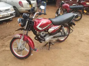 Honda VFR 700F 2021 Red