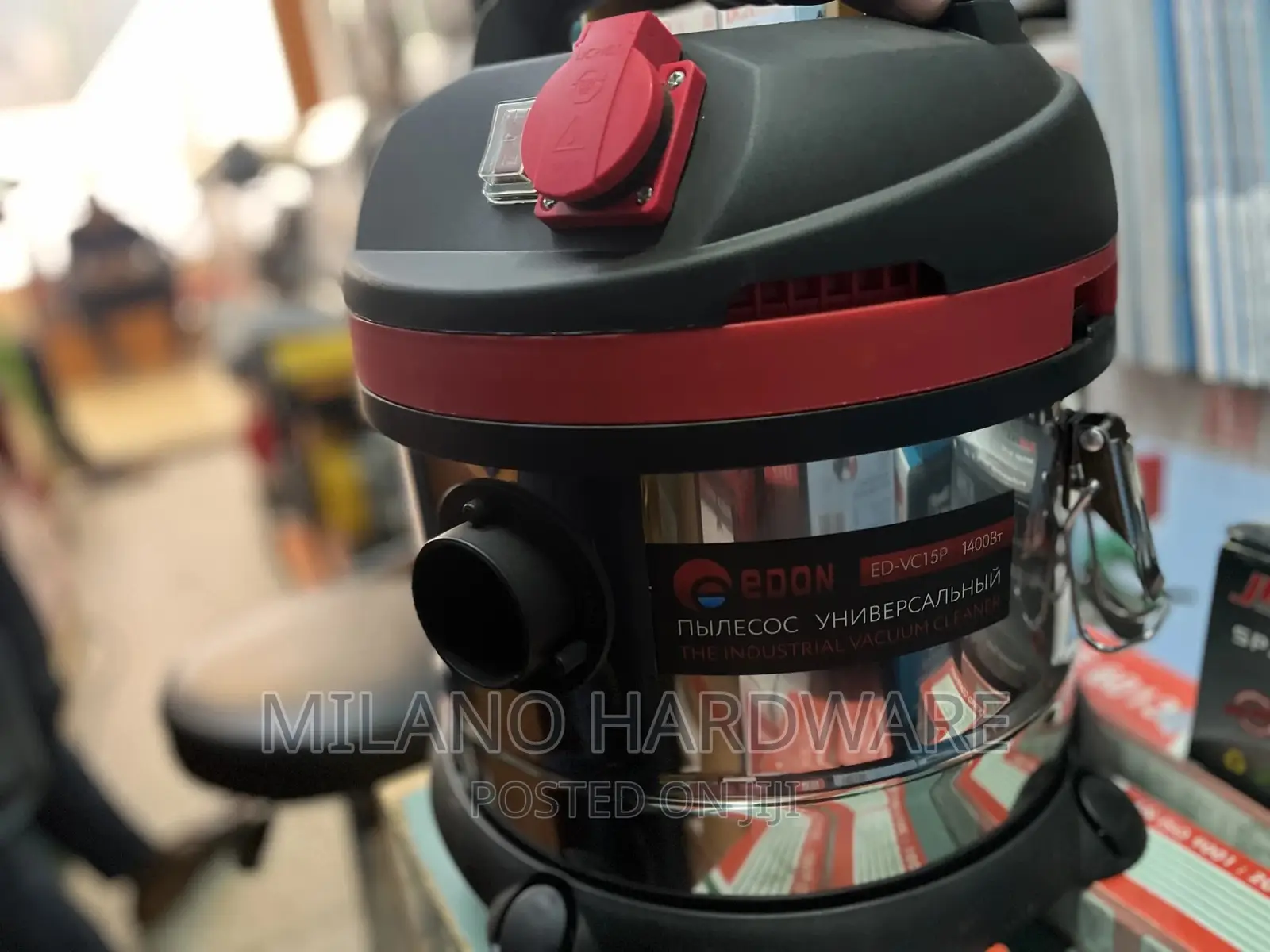 Vacuum Cleaner