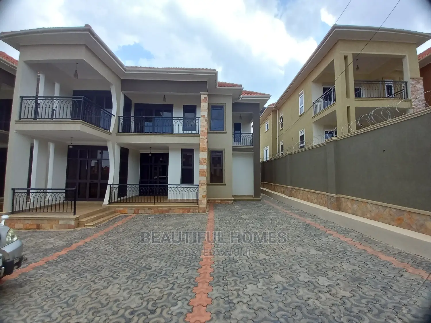 Furnished 6bdrm Mansion in Najjera Tarmacked, Central Division