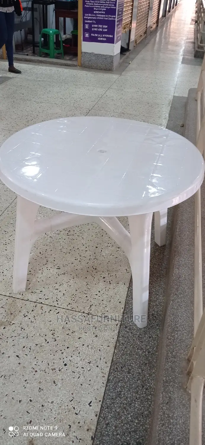 Bar and Restaurant Table